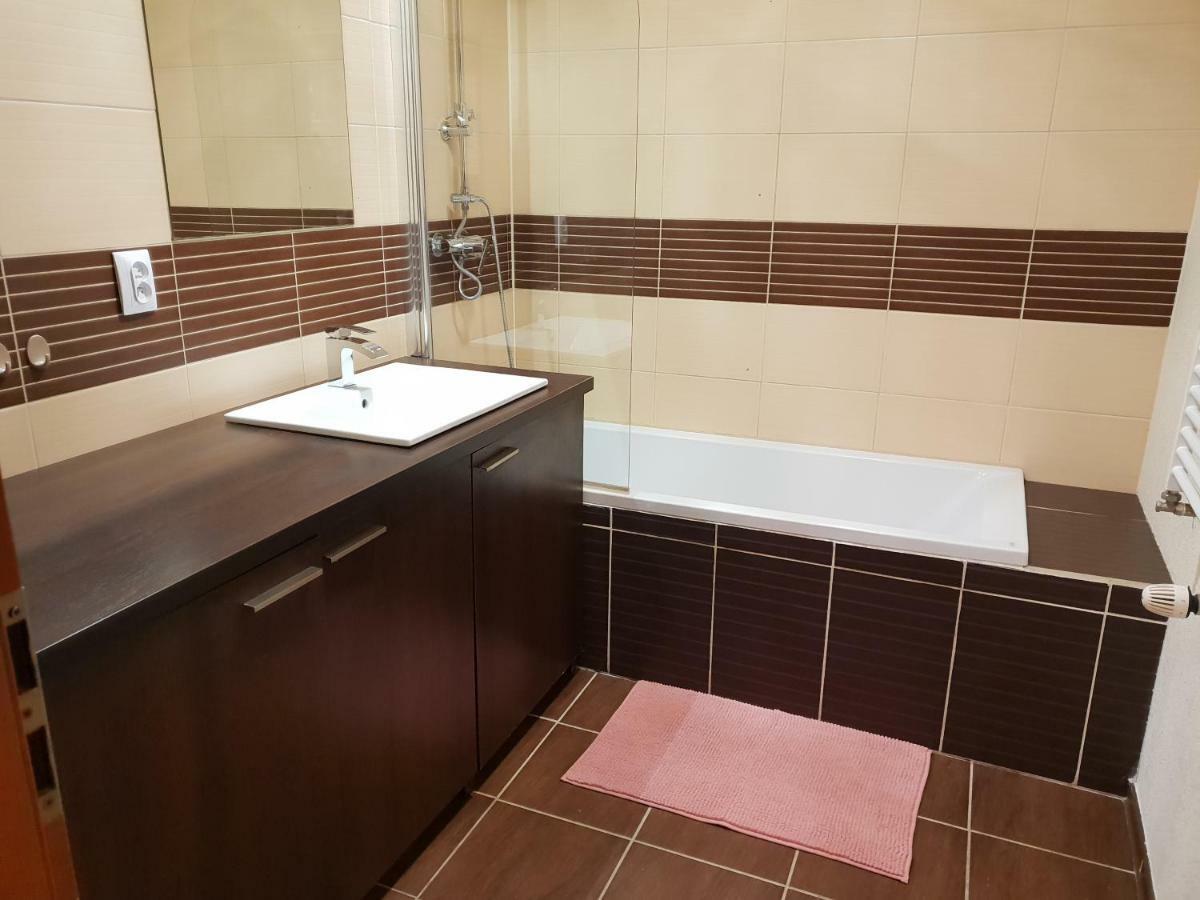 Apartament Szafir เจโลนากูรา ภายนอก รูปภาพ